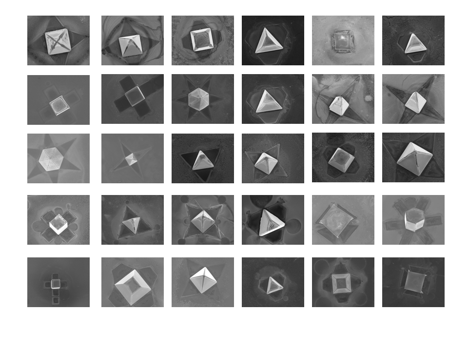 Self assembled 3D patterns